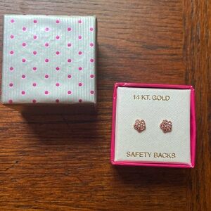 Children’s jewelry pierced earrings